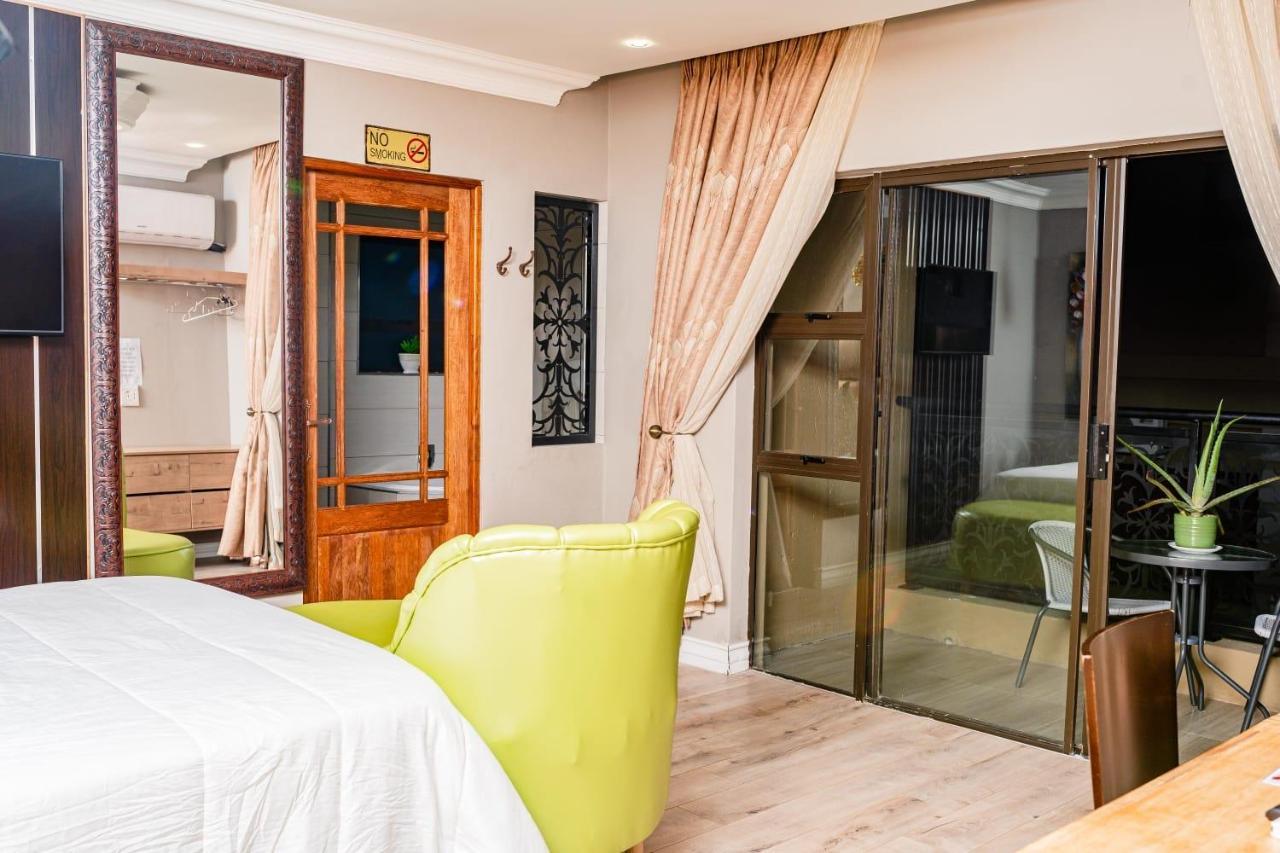 Re-Union Vacations Otel Hartbeespoort Dış mekan fotoğraf